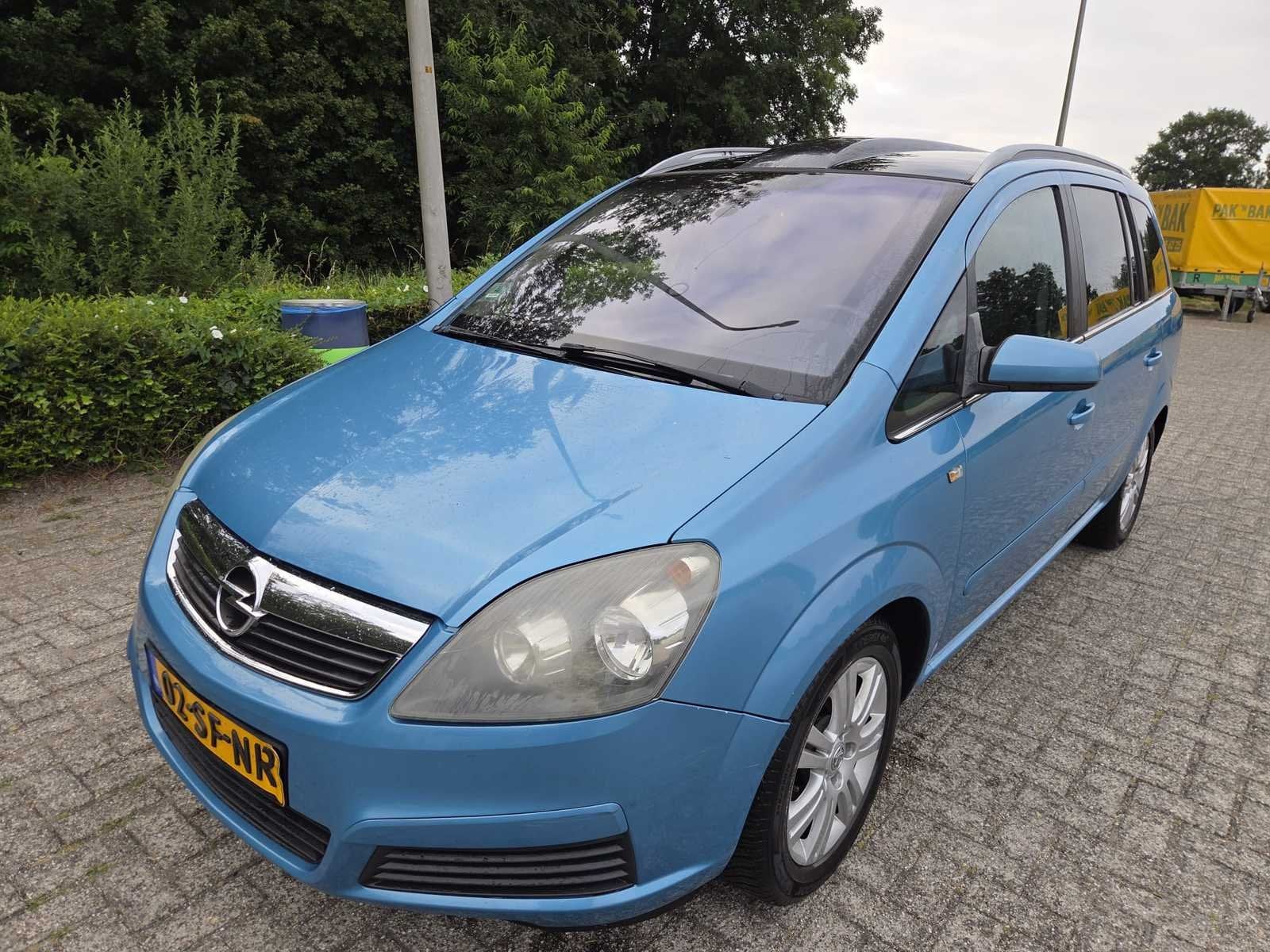 2005 Opel Zafira 2.2 AUTOMAAT Cosmo Personenauto, Auto's, Opel, Gebruikt, 4 cilinders, 150 pk, Blauw