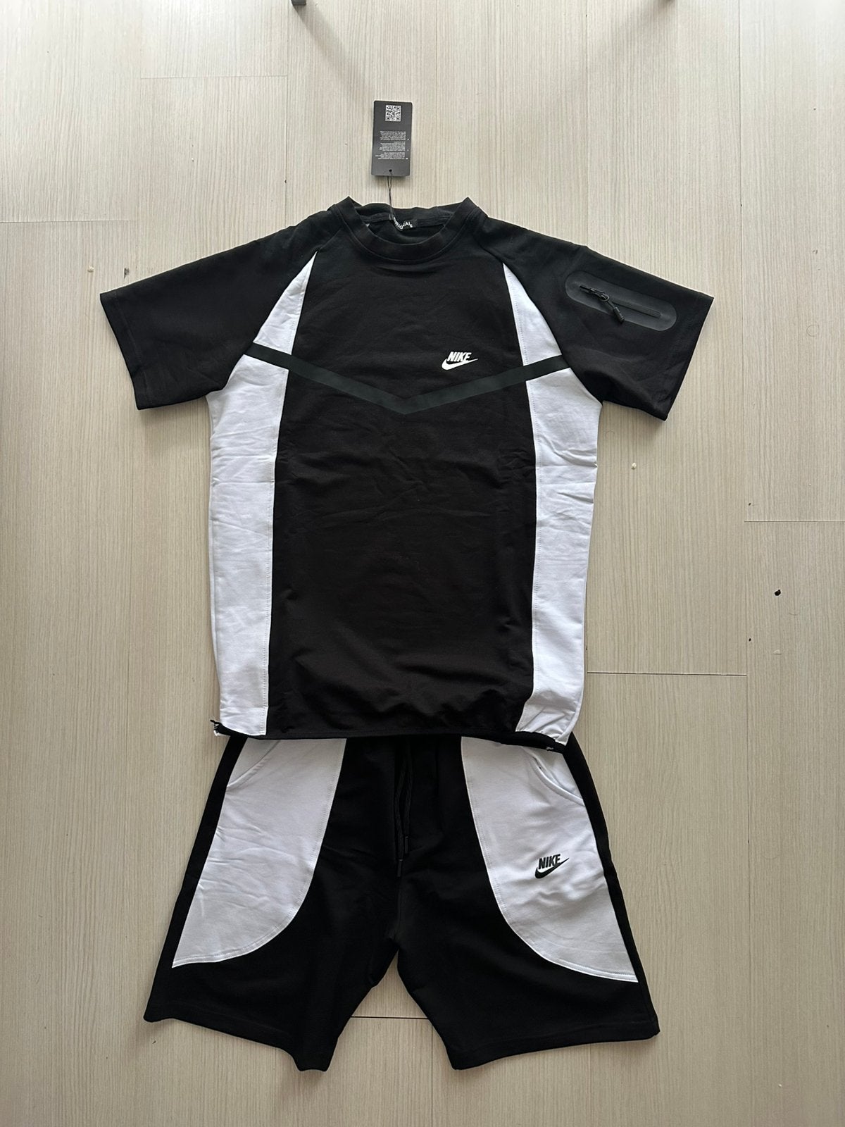 Heren Nike Zomeroutfit - Perfect voor Avondje Uit & Dagelijk, Kleding | Heren, Sportkleding, Ophalen of Verzenden, Nieuw