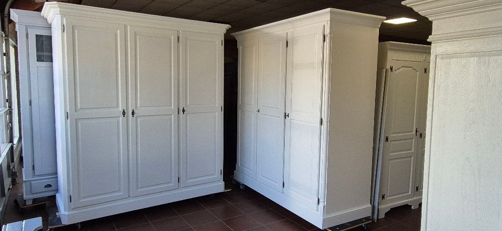 Kledingkasten, slaapkamerkast brocante garderobe linnenkast, Huis en Inrichting, Kasten | Overige, Ophalen, Zo goed als nieuw