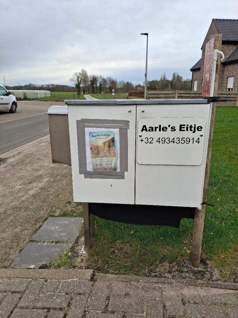 Kakel Verse eieren, Ophalen