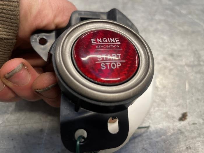 Start/Stop schakelaar van een Lexus IS 300, Gebruikt, -, -, -
