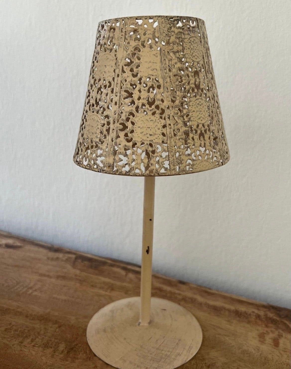 Decoratieve metalen waxinelichthouder, Gebruikt, Beige, Waxinelichthouder, Ophalen of Verzenden