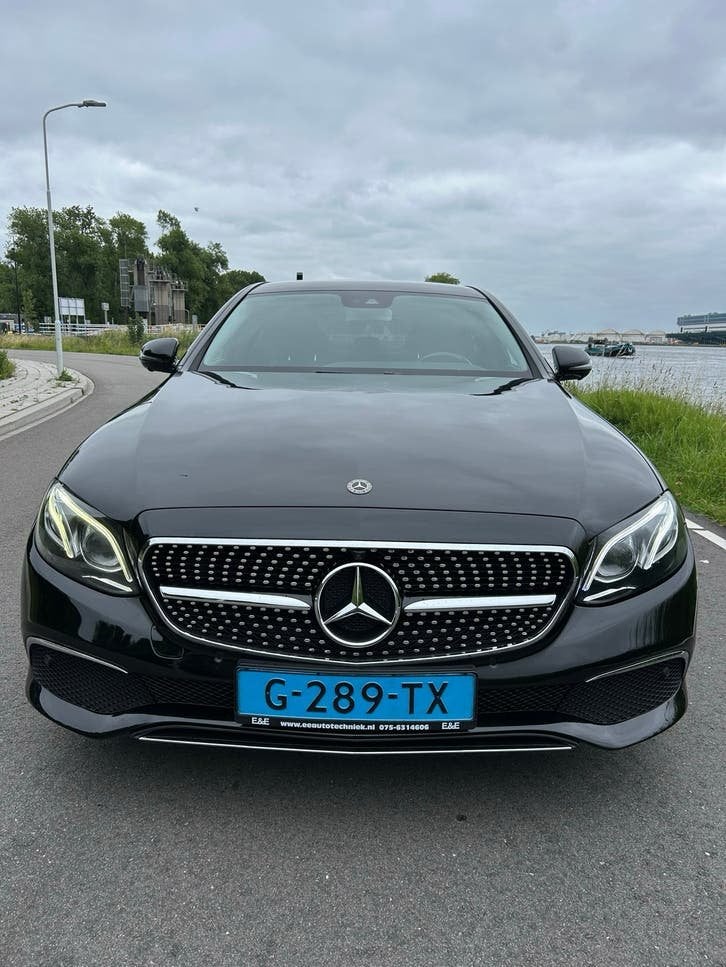 Mercedes-Benz E-Klasse E200 d 160pk 9G-TRONIC 2019 Zwart, Auto's, Mercedes-Benz, Automaat, Achterwielaandrijving, 4 cilinders