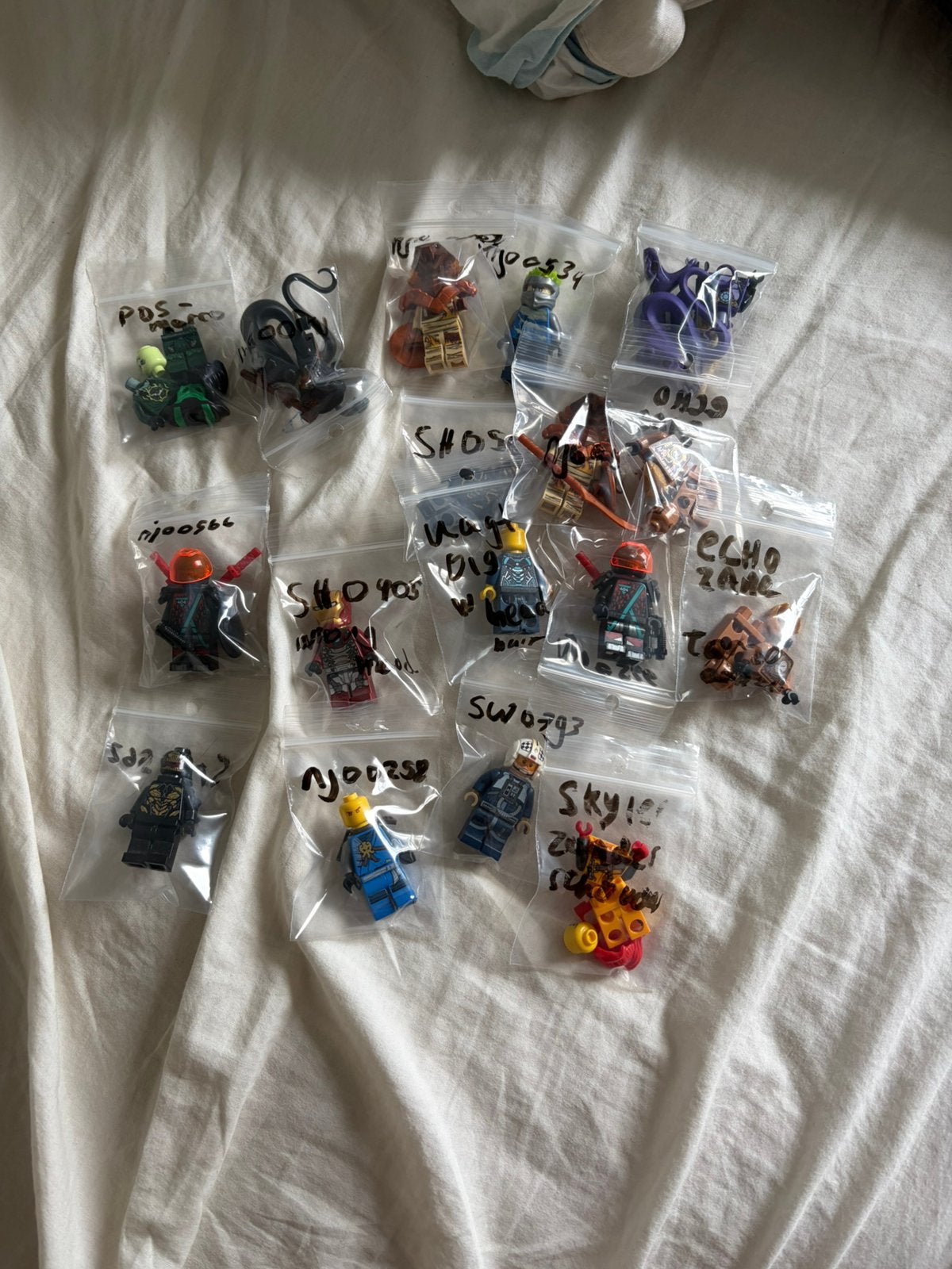 Lego ninjago en star wars minfigures lot! Pythor verkocht., Ophalen of Verzenden, Zo goed als nieuw