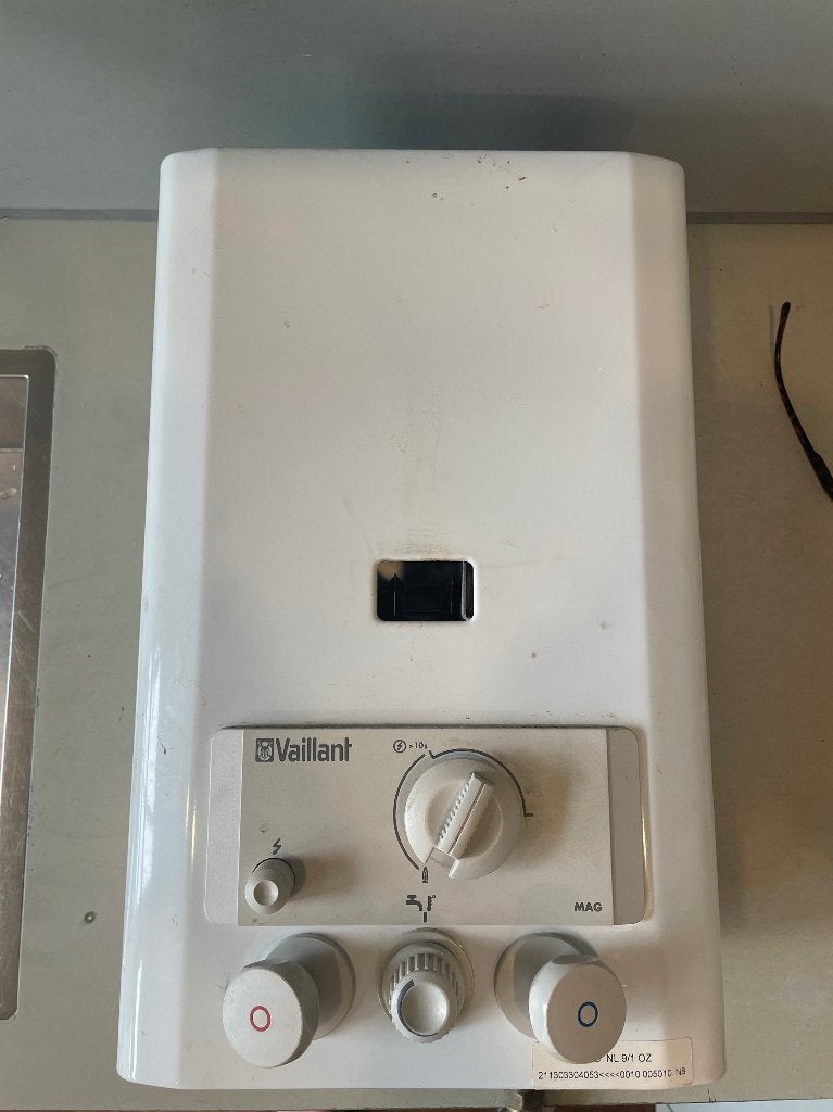 Vaillant Mag geiser nl 9/1 OZ Geen rookgasafvoerkanaal nodig, Gebruikt, Aardgas, Geiser, Ophalen of Verzenden