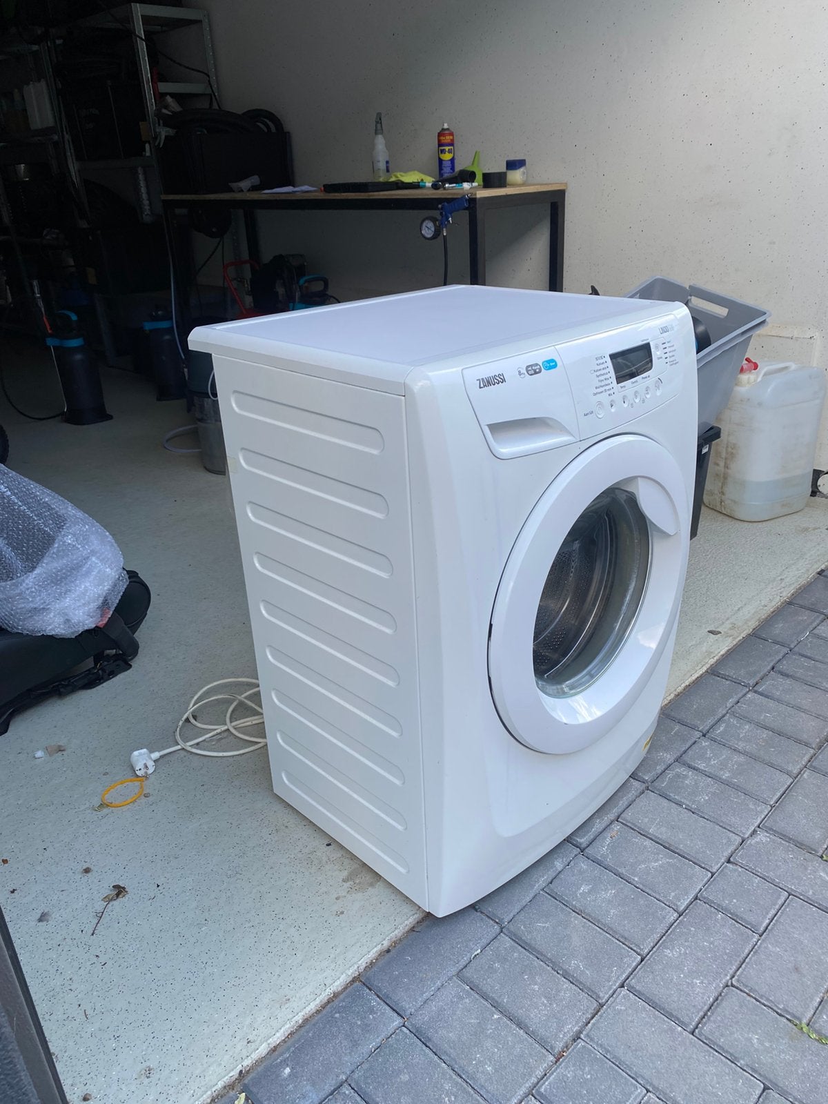 Zeer nette zanussi wasmachine, Ophalen of Verzenden, Zo goed als nieuw, 85 tot 90 cm, 1200 tot 1600 toeren