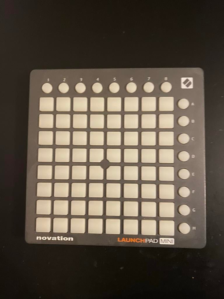 Novation Launchpad Mini MIDI Controller, Muziek en Instrumenten, Soundmodules, Ophalen of Verzenden, Gebruikt, Overige merken