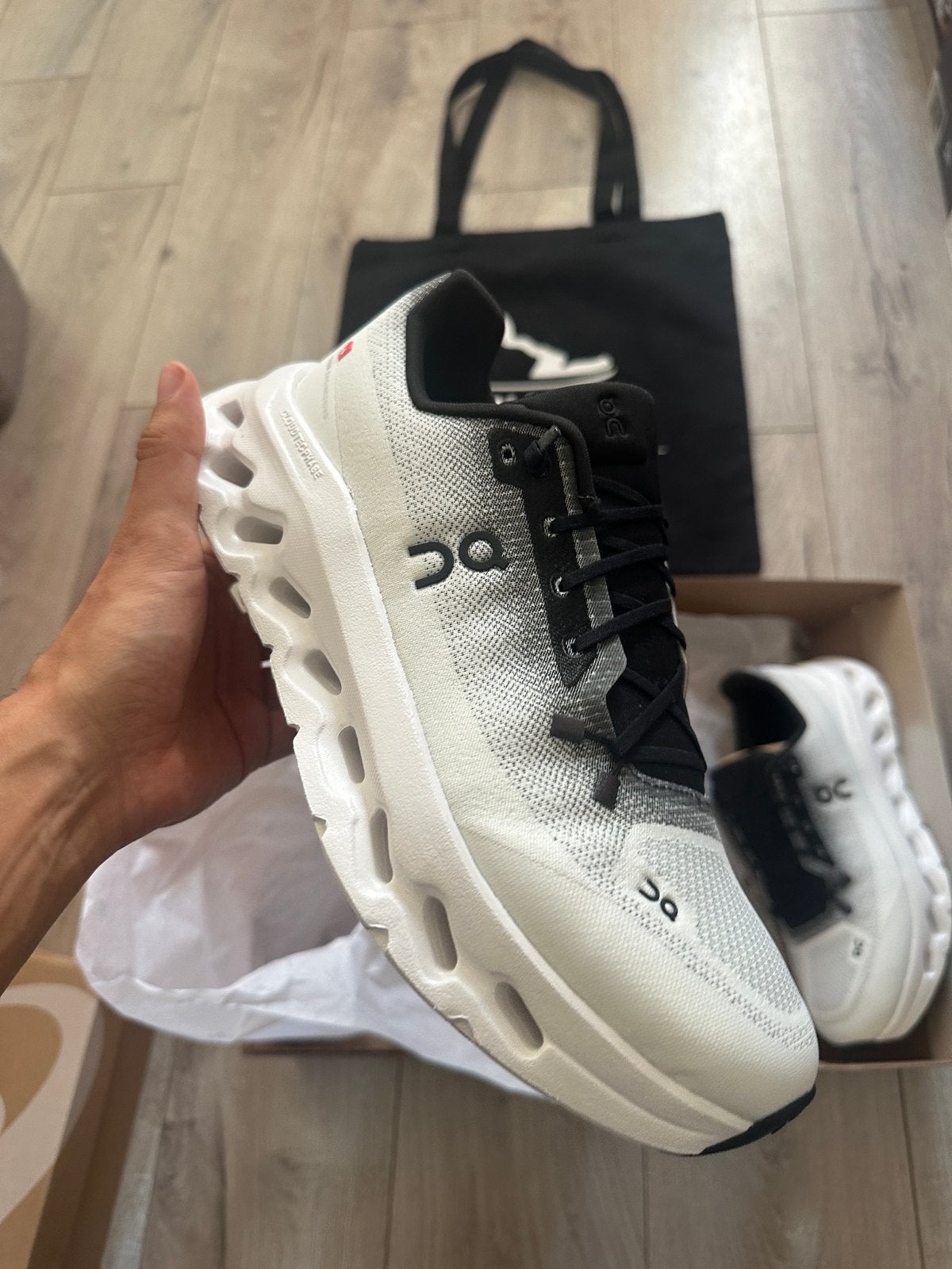 On Running Cloudtilt Black Ivory Maat EU43 3ME10101430, Overige kleuren, Nieuw, Ophalen of Verzenden, Sneakers of Gympen