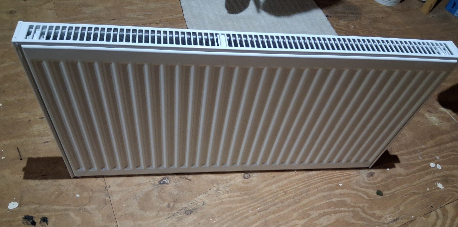Radson Radiator - Nieuw, Doe-het-zelf en Verbouw, Verwarming en Radiatoren, Ophalen, 30 tot 80 cm, 500 tot 800 watt, Radiator