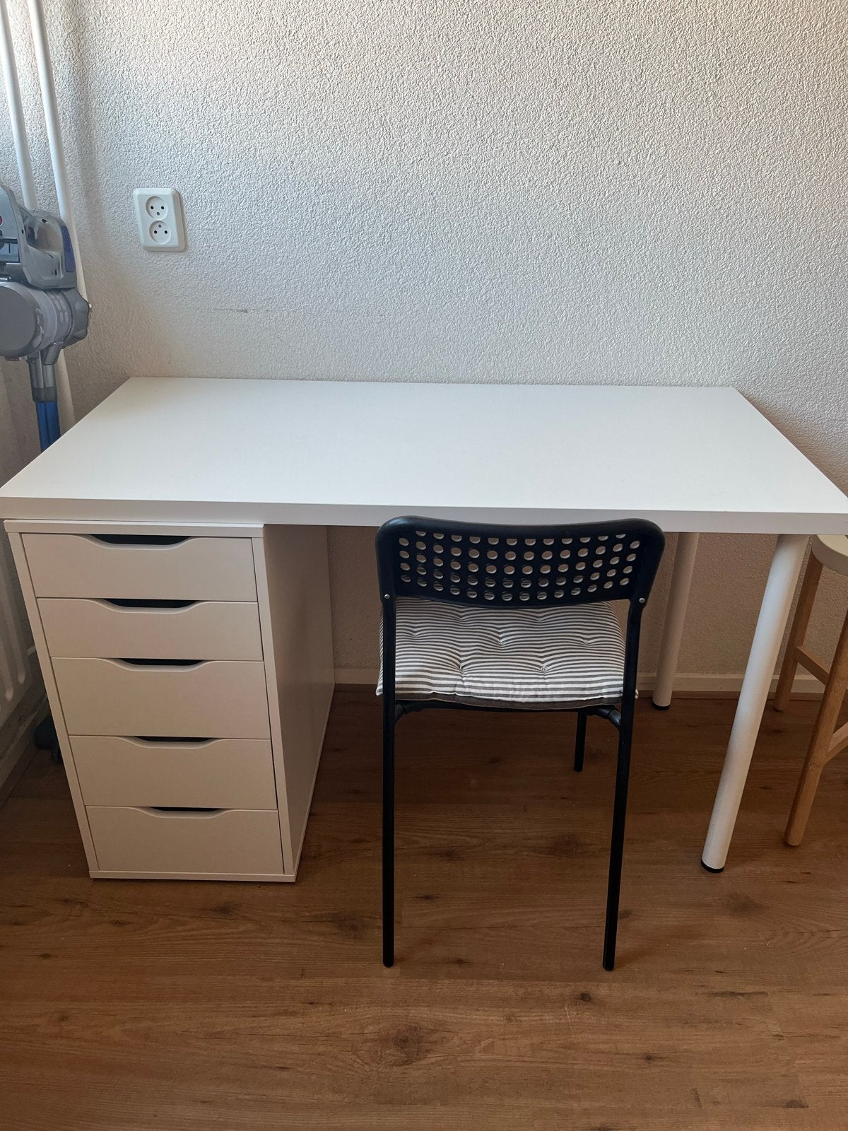 Bureau met ladeblok en stoel - Ideaal voor thuiswerkplek, Ophalen, Gebruikt, Met lades, Spaanplaat of MDF