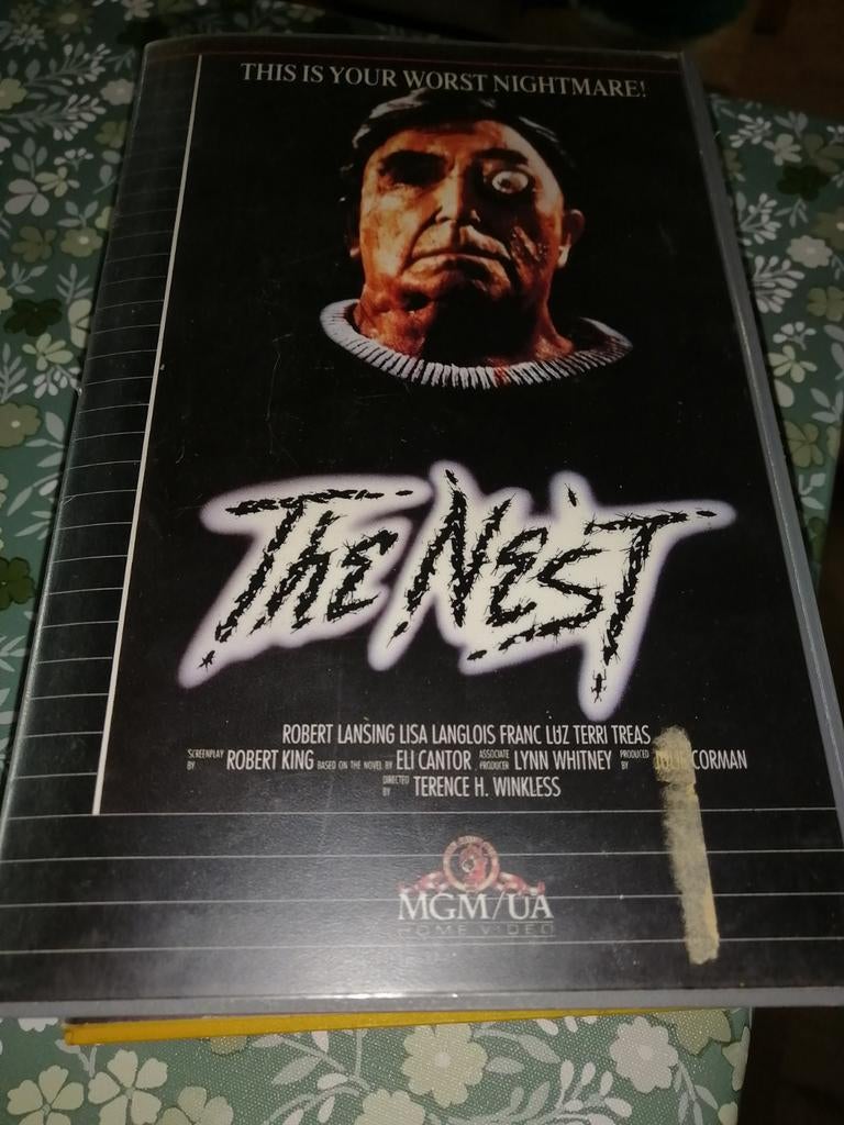 VHS ex-rental - The Nest, Vanaf 16 jaar, Ophalen of Verzenden, Gebruikt, Horror
