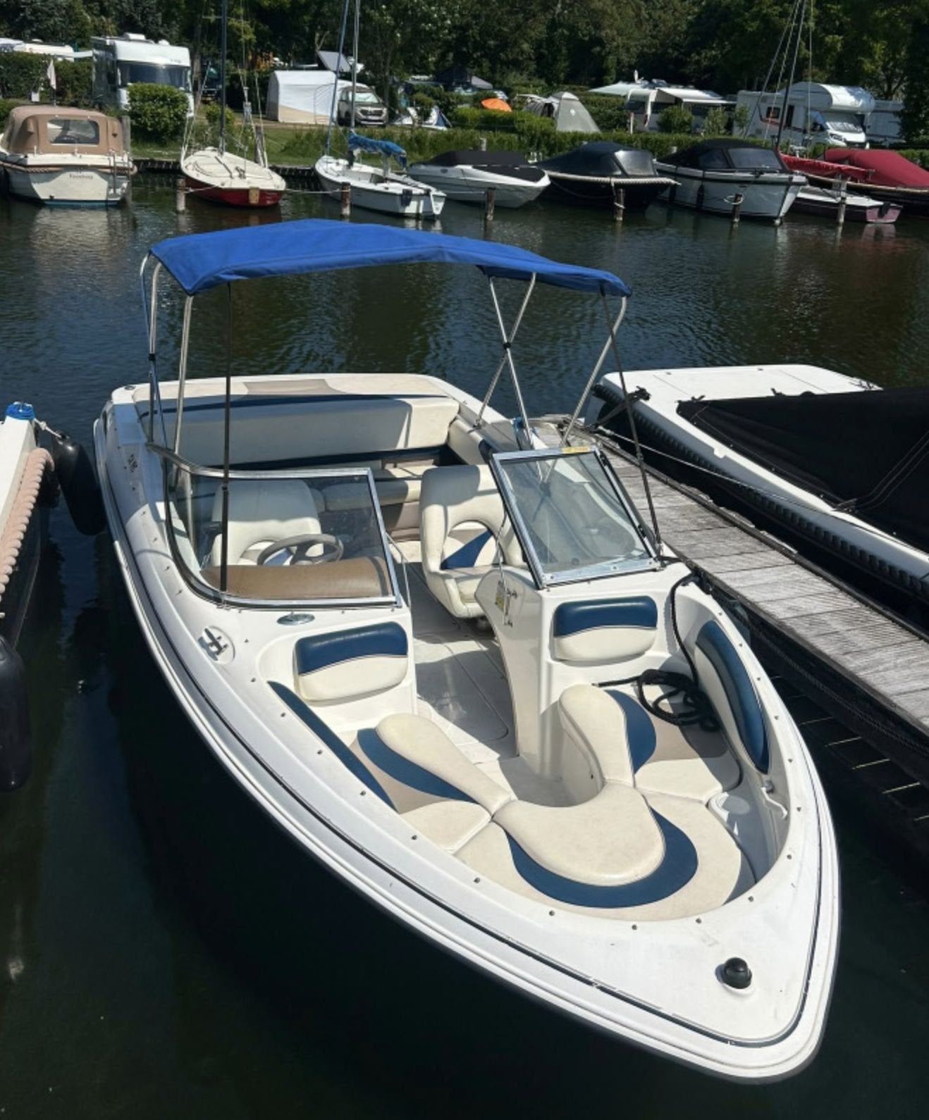 Glastron 27-80-YL, Watersport en Boten, Speedboten, Gebruikt, Polyester, Overige brandstoffen