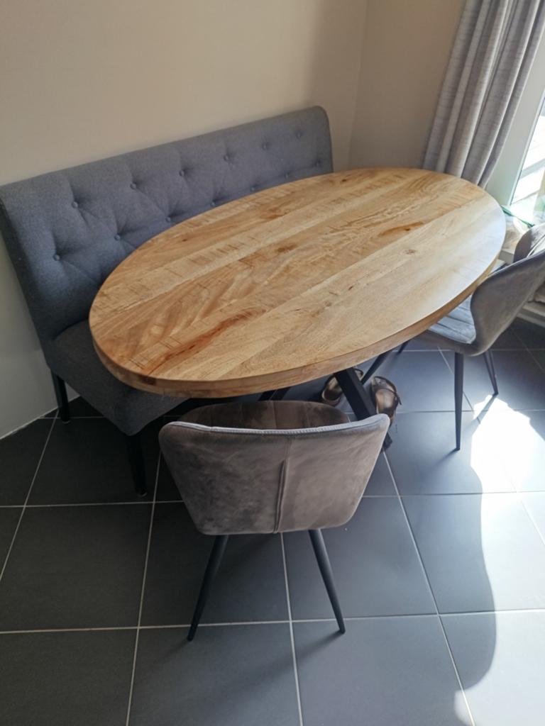 Gezellige eetkamer set Mangohout, eetbank en 4 stoelen., Ophalen, Gebruikt, 4 tot 6 stoelen