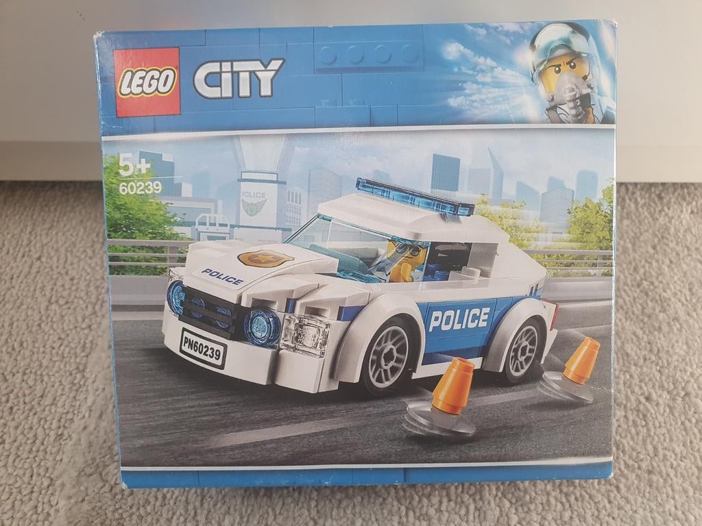 Lego city, politieauto 60239, Kinderen en Baby's, Speelgoed | Duplo en Lego, Ophalen of Verzenden, Zo goed als nieuw