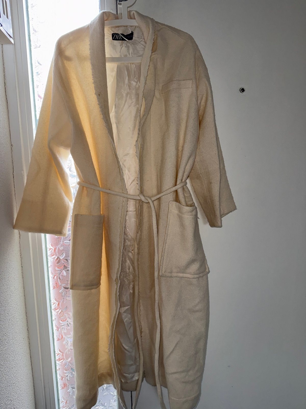 Zara wollen jas/vest in gebroken wit, Ophalen of Verzenden, Zo goed als nieuw, Maat 36 (S), Beige