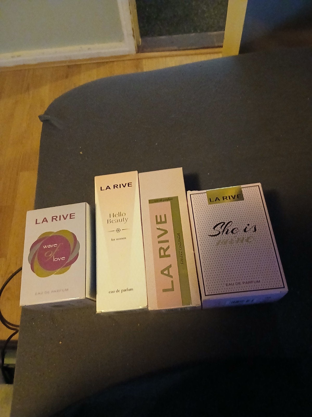 LA RIVE Parfums - Diverse Geuren voor Dames, Ophalen of Verzenden, Zo goed als nieuw