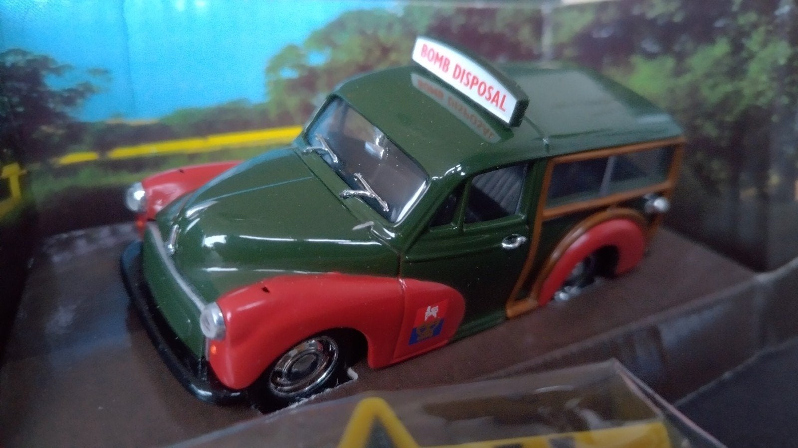 Morris Minor Traveller Bomb Disposal 1:43 Corgi Classics Pol, Auto, ., Nieuw, .