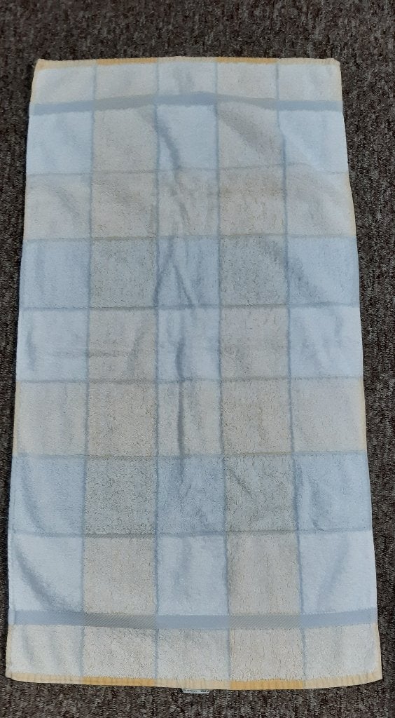 Vintage badhanddoek van Egeria 46 bij 90 cm., Antiek en Kunst, Curiosa en Brocante, Ophalen of Verzenden