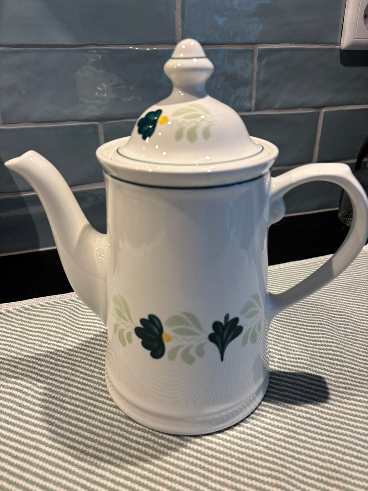De koffiepot van Aquarelle Royal Boch, Antiek en Kunst, Ophalen of Verzenden