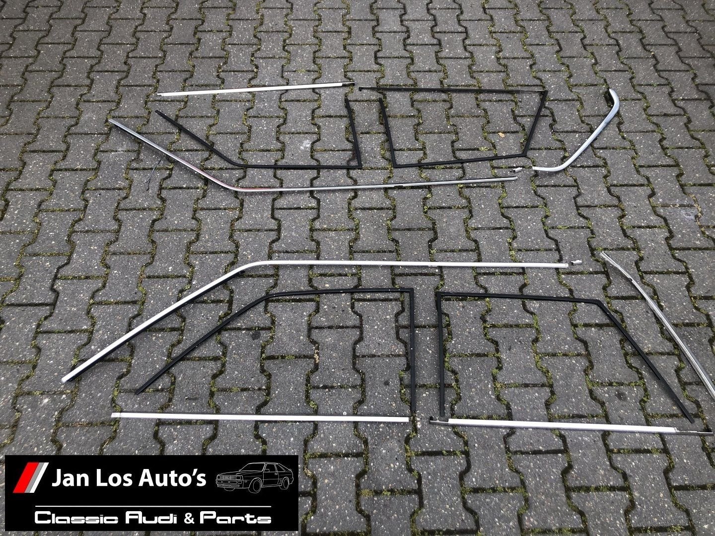 Raamlijsten en regengoten links en rechts Audi 90 B2, Gebruikt, -, -, -