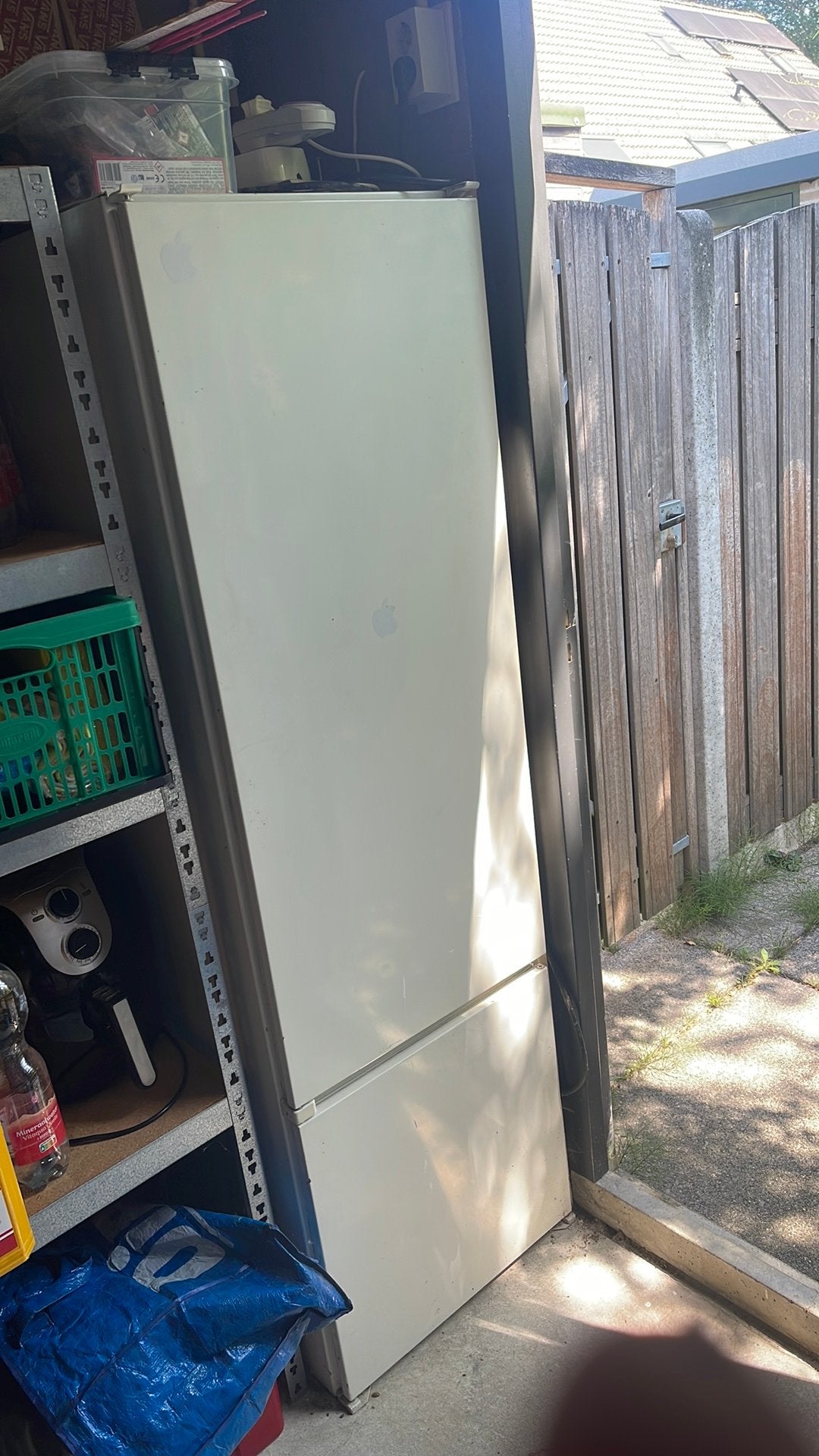 Miele Koelkast met vriezer; defect. Gratis af te halen, 200 liter of meer, Ophalen, 160 cm of meer