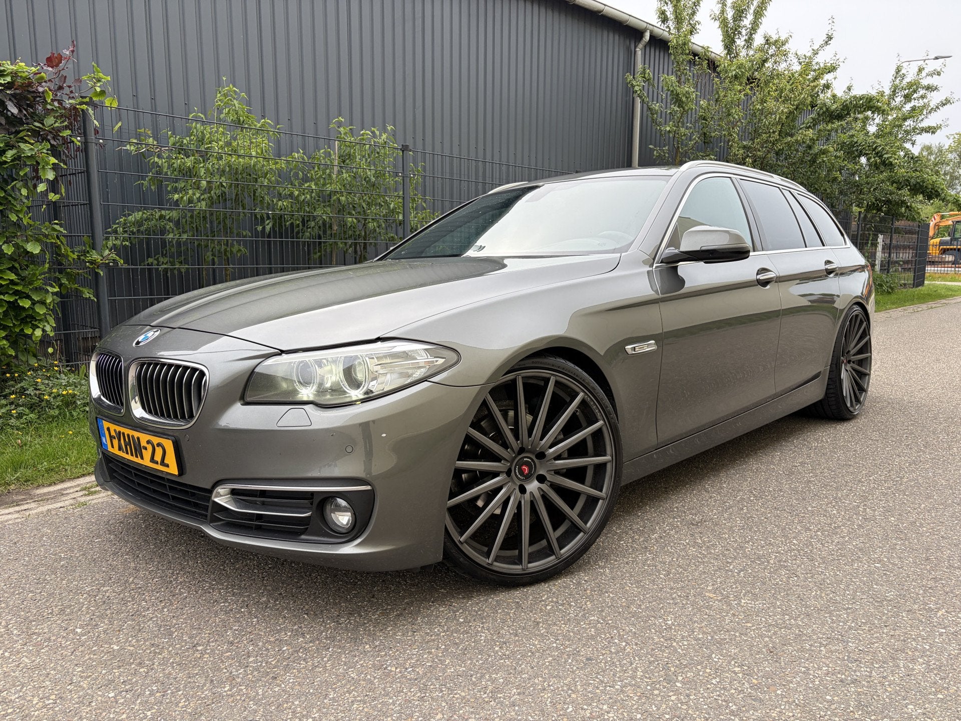 BMW 5 Serie Touring 520i Last Minute Edition / AUTOMAAT / LE, Auto's, Automaat, Gebruikt, Euro 6, 4 cilinders