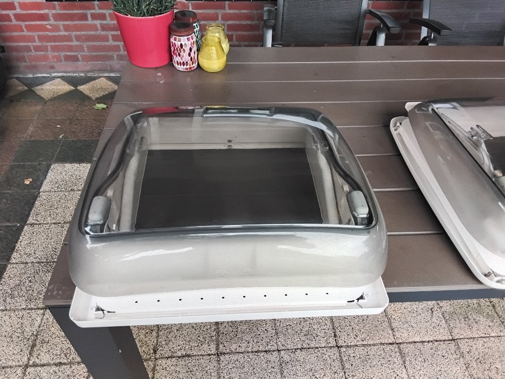 Dakluik caravan, Caravans en Kamperen, Caravan accessoires, Ophalen of Verzenden, Zo goed als nieuw