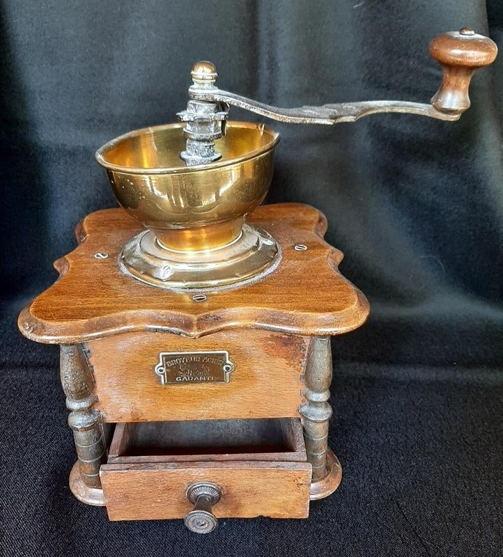 Antieke houten koffiemolen, Antiek en Kunst, Ophalen of Verzenden