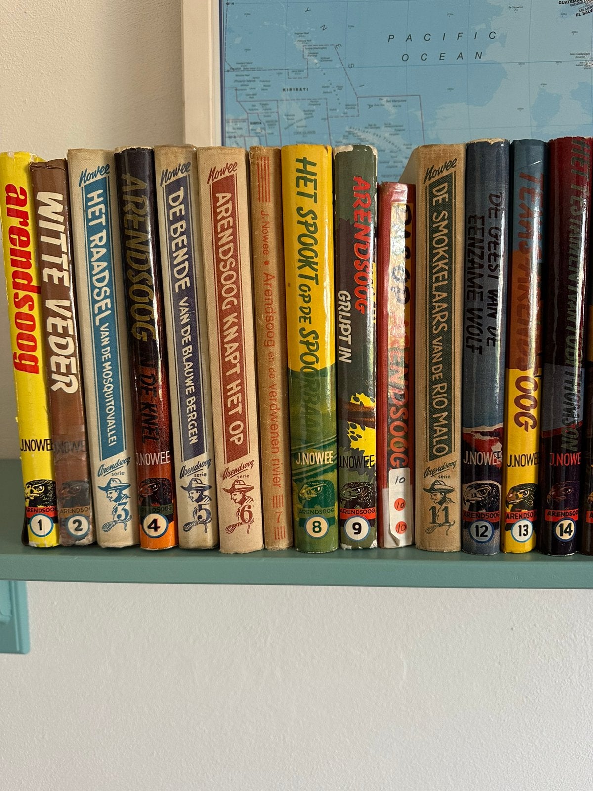 Complete serie Arendsoog, Boeken, Ophalen, Gelezen
