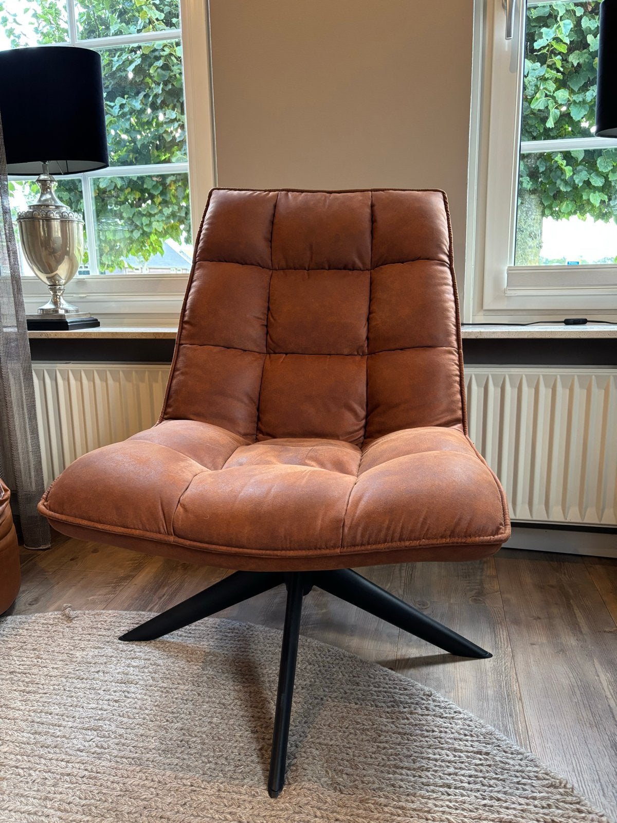 Comfortabele Bruine Draaistoel - Zo goed als nieuw, Ophalen, Bruin, Zo goed als nieuw, Eén