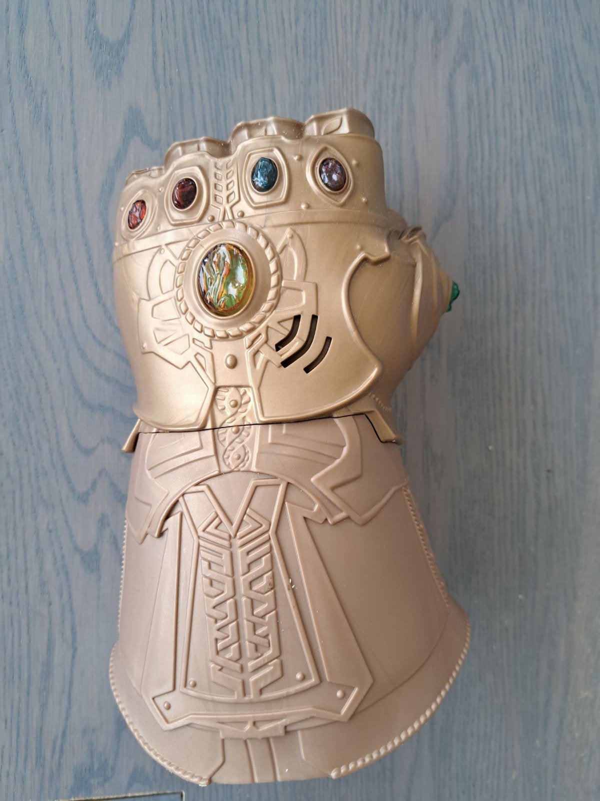 Marvel Avengers Infinity Gauntlet Speelgoed Handschoen, Ophalen, Zo goed als nieuw