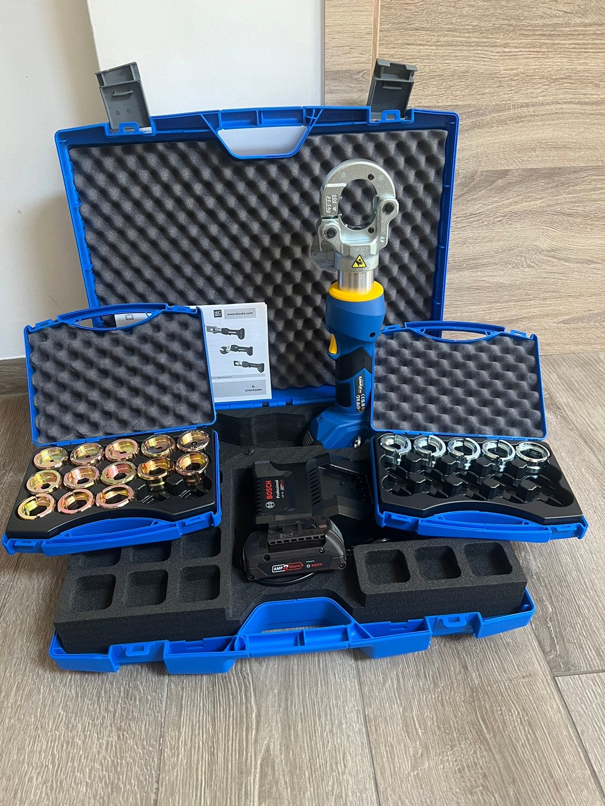Klauke EKM6022CFB Kabelschoen Perstang / Persmachine Nieuw, Ophalen of Verzenden, Nieuw