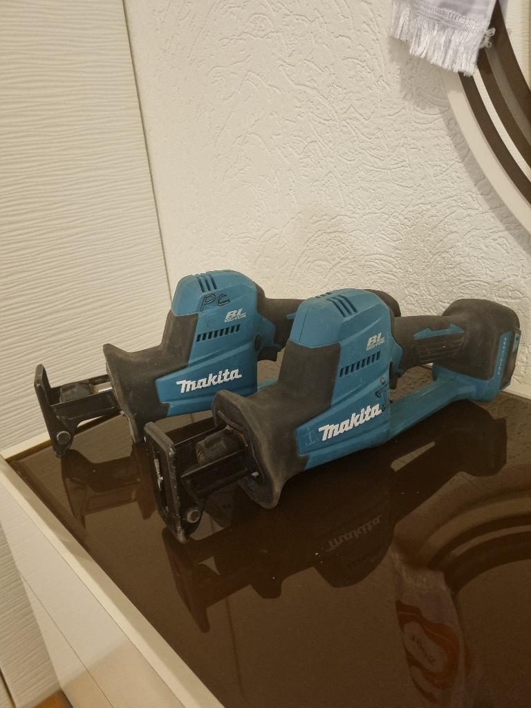 MAKITA DJR 189 Reciprozaag, 70 mm of meer, 600 tot 1200 watt, Ophalen of Verzenden, Zo goed als nieuw
