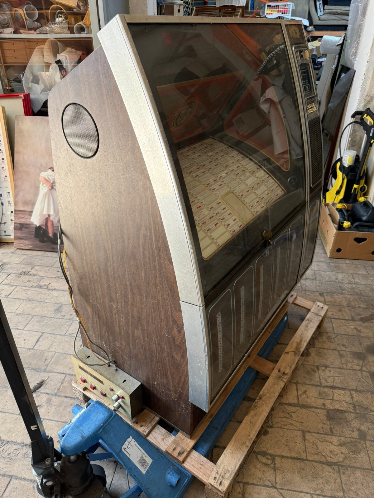 Ami Rowe R-82 Jukebox met sattelite speakers jaren 70, Verzamelen, Automaten | Jukeboxen, Gebruikt, 1970 tot heden, Ami, Ophalen