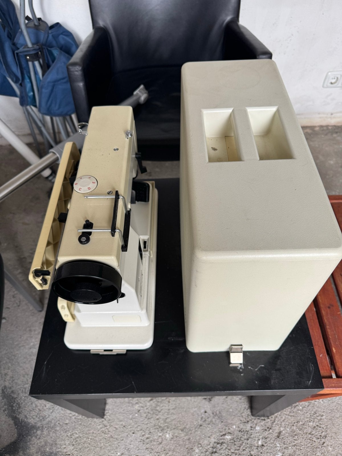 Pfaff HobbyMatic 807 Naaimachine met Koffer, Hobby en Vrije tijd, Naaimachines en Toebehoren, Gebruikt, Naaimachine, Pfaff, Ophalen of Verzenden