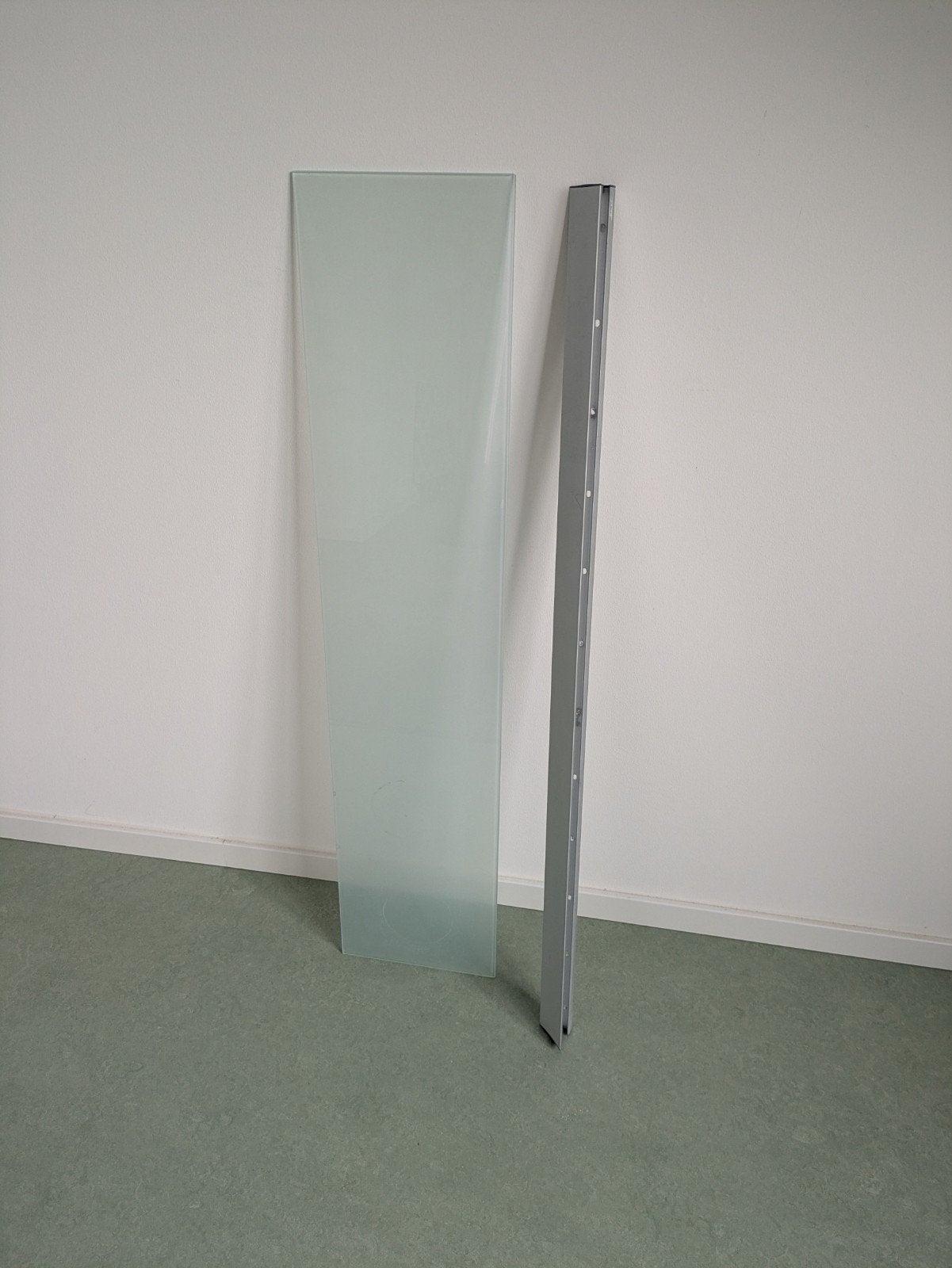IKEA LJUSDAL wandplank 26x129 cm, Ophalen, Gebruikt