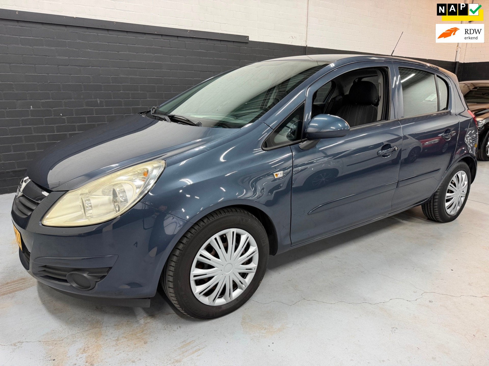 Opel Corsa 1.4-16V Enjoy Nap/Airco/AUTOMAAT/APK 08-2027!, Auto's, Opel, Dealer onderhouden, Stof, Gebruikt, 4 cilinders