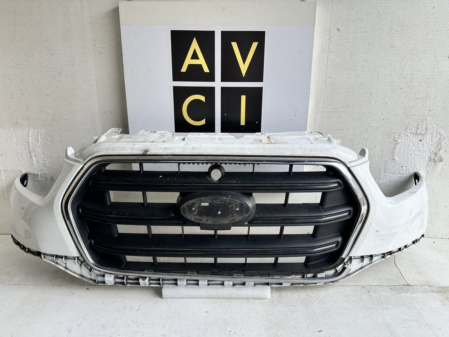 Ford Transit MK8 Facelift voorbumper bumper kk31-17F003, Gebruikt, -, Voor, -