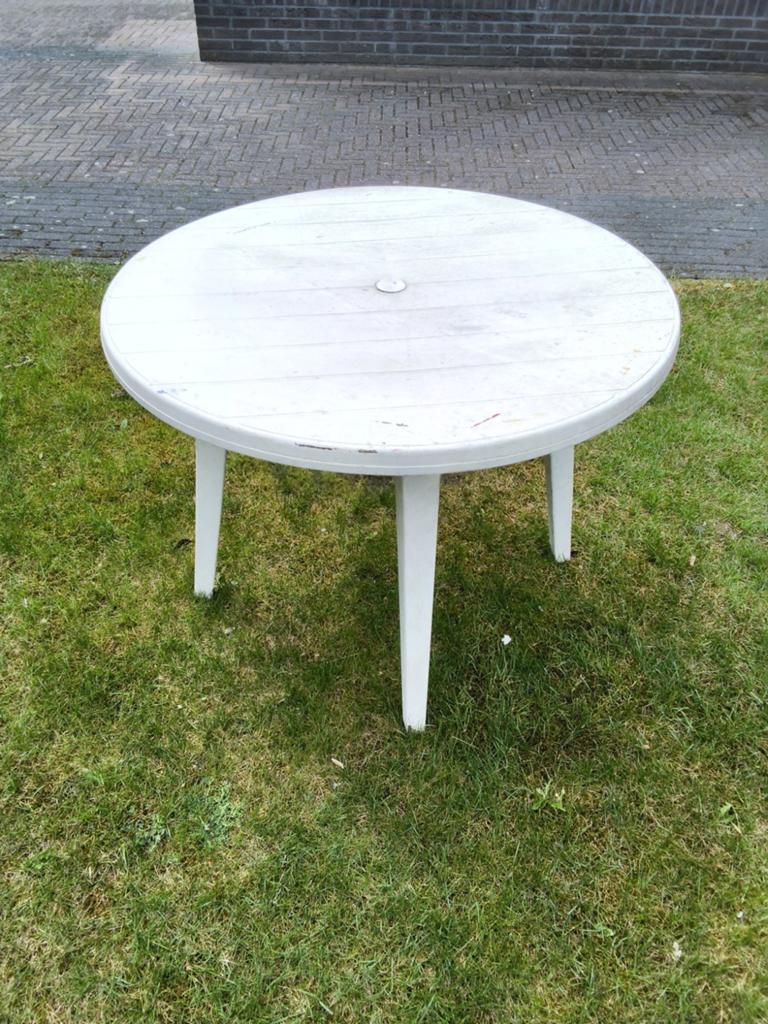 Kunstof tuintafel 95 cm doorsnee, Tuin en Terras, Ophalen, Gebruikt, Rond, Kunststof