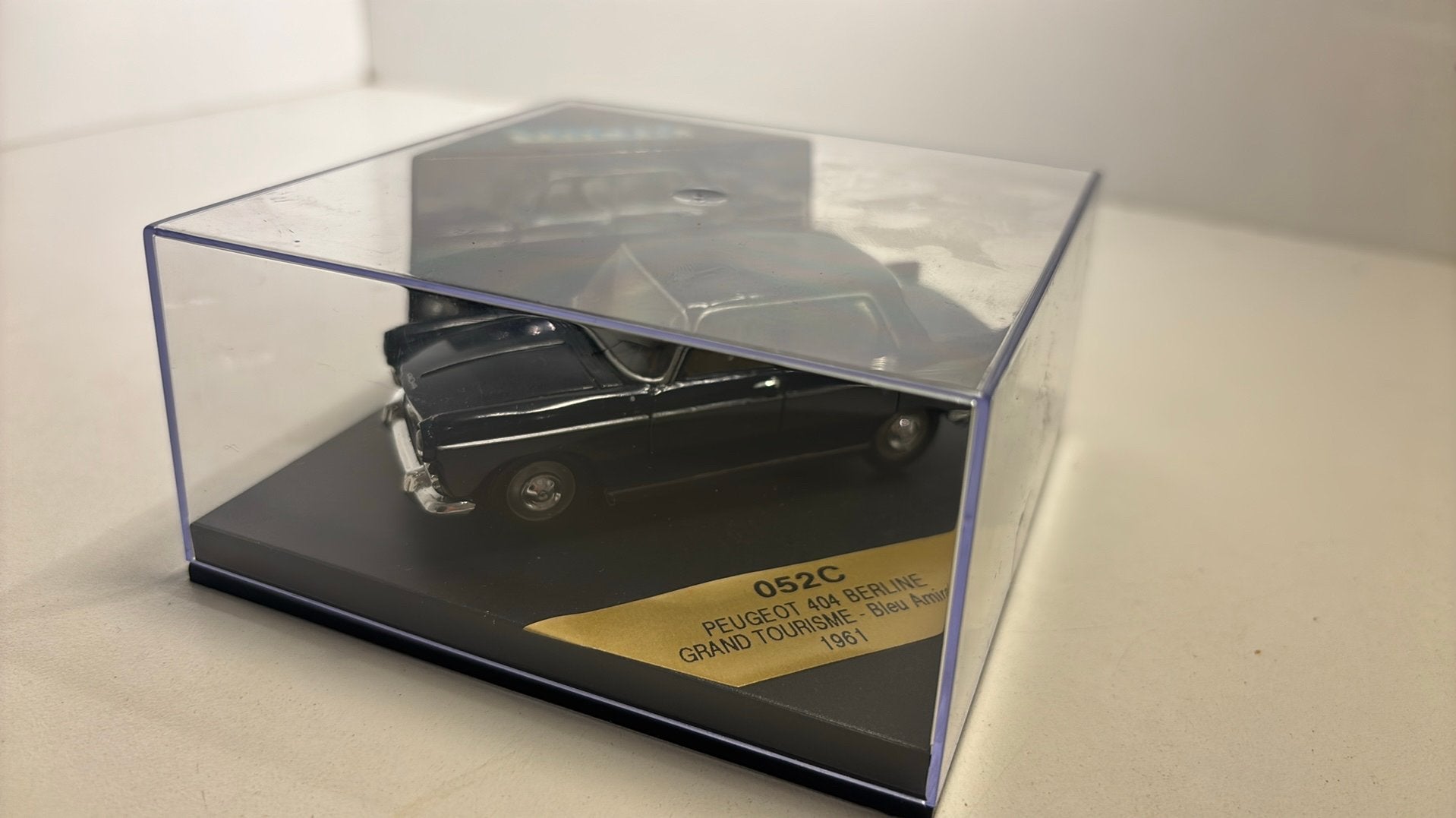 Peugeot 404 berline grand tourisme bleu 1961 vitesse 1.43, Overige merken, Auto, Ophalen of Verzenden, A