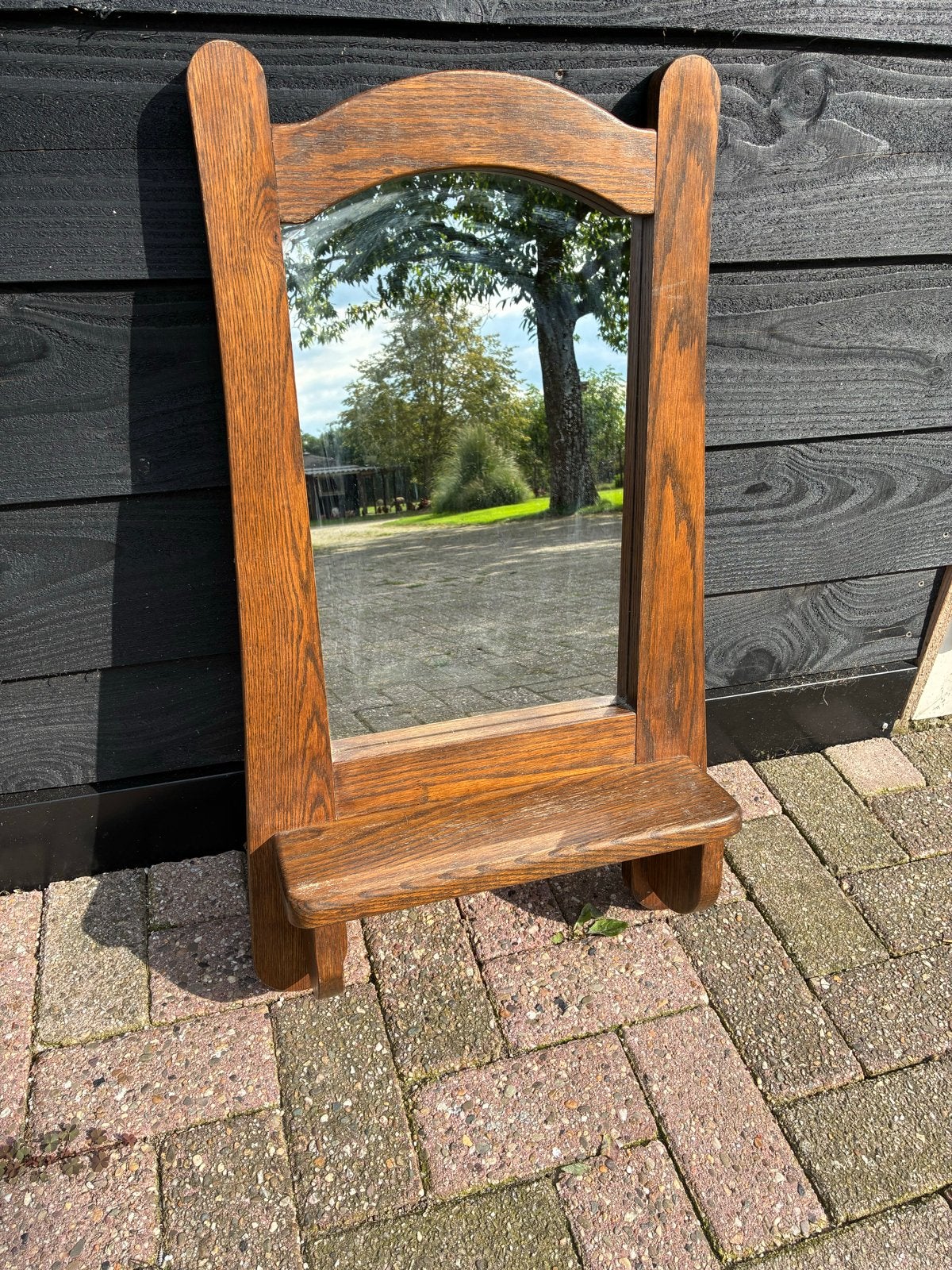 Vintage houten spiegel met plankje, Antiek en Kunst, Ophalen, Rechthoekig, Minder dan 50 cm, 100 tot 150 cm