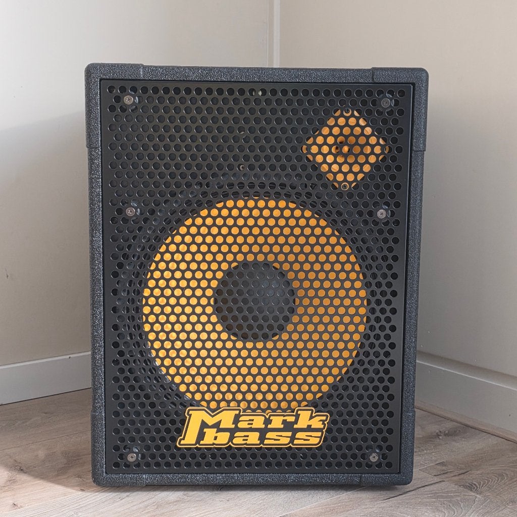 Markbass MB58R CMD 151 P (300 Watt) + extras, Muziek en Instrumenten, Ophalen, Zo goed als nieuw, Basgitaar, 100 watt of meer
