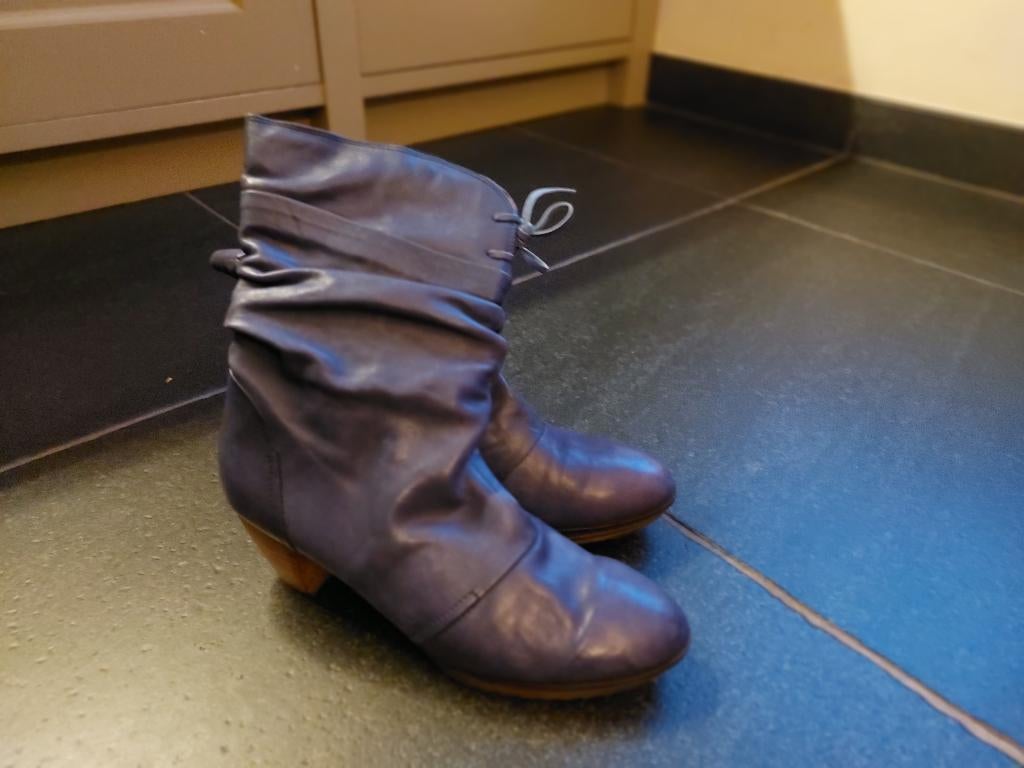Blauwe softwaves enkellaarsjes, maat 42, Blauw, Lage of Enkellaarzen, Ophalen of Verzenden, Gedragen