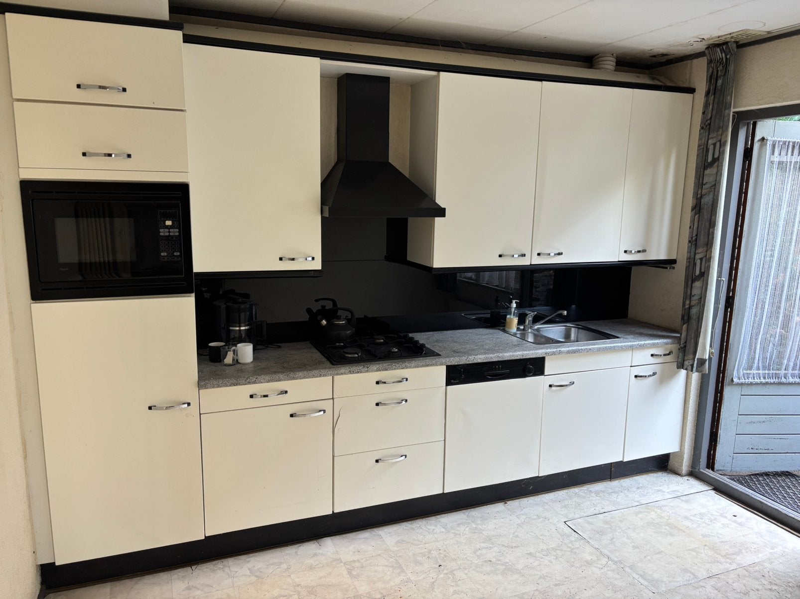Keuken gratis af te halen, Ophalen, Zo goed als nieuw