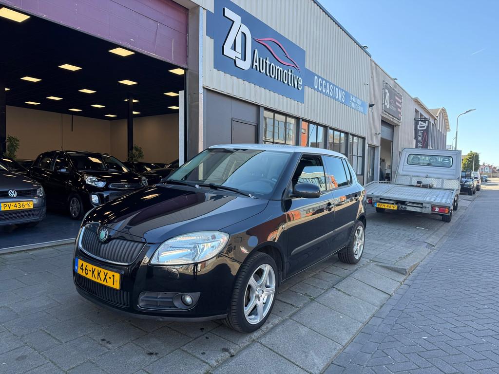 Skoda Fabia 1.4-16V Tour Pro, Voorwielaandrijving, Zwart, Origineel Nederlands, Bedrijf