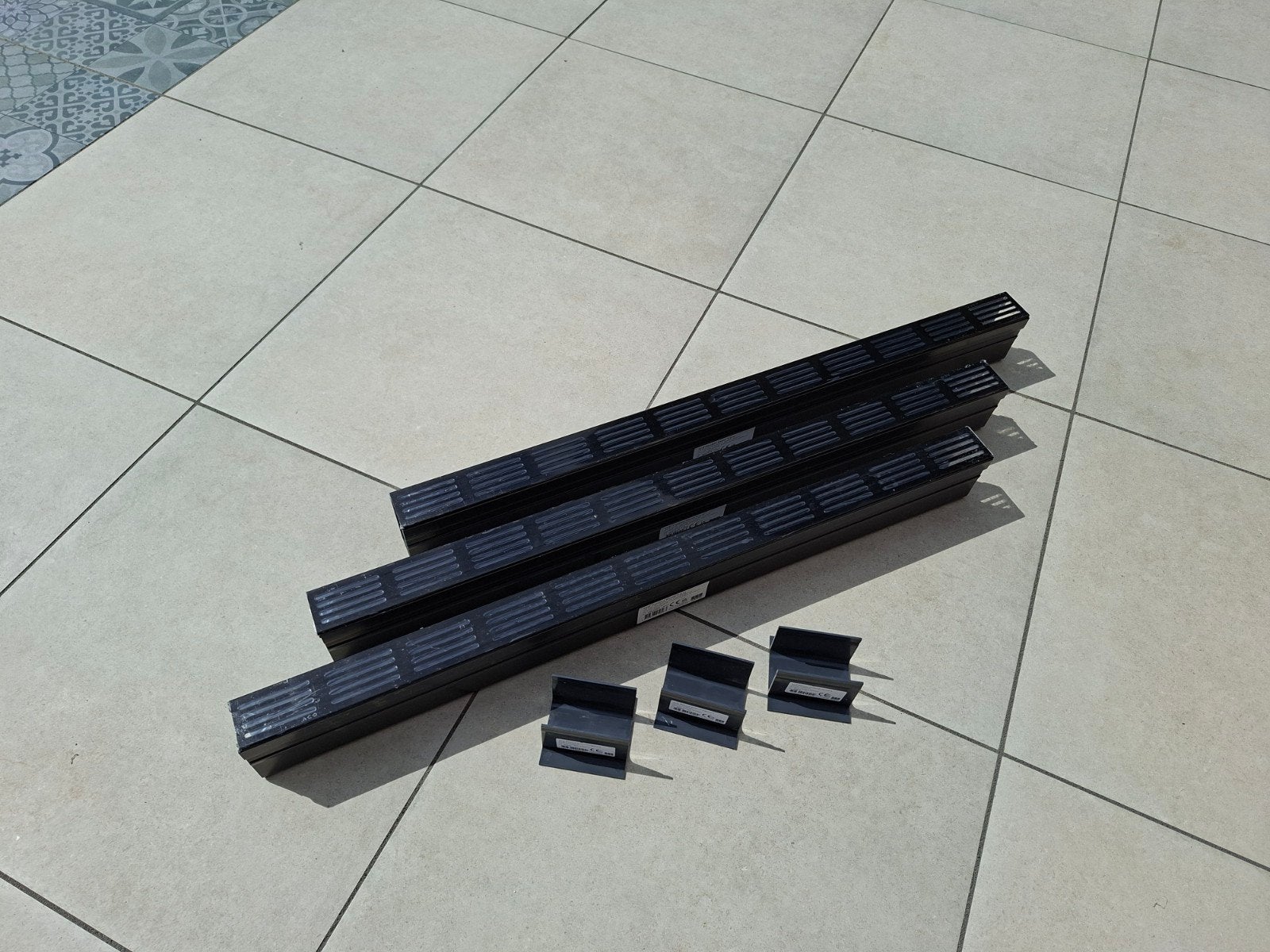 NIEUW 3st ACO Slimline afvoergoot 1.0m met verbindingstukken, Ophalen, Afvoer, Minder dan 20 mm, Minder dan 2 meter