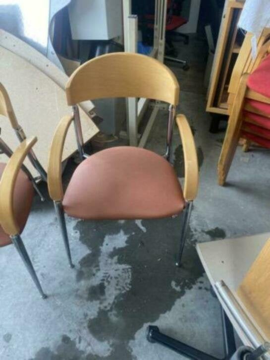 10 nette zalmroze stoelen bekleding beuken hout en chroom, Niet ingevuld, Zo goed als nieuw, Niet ingevuld, Ophalen