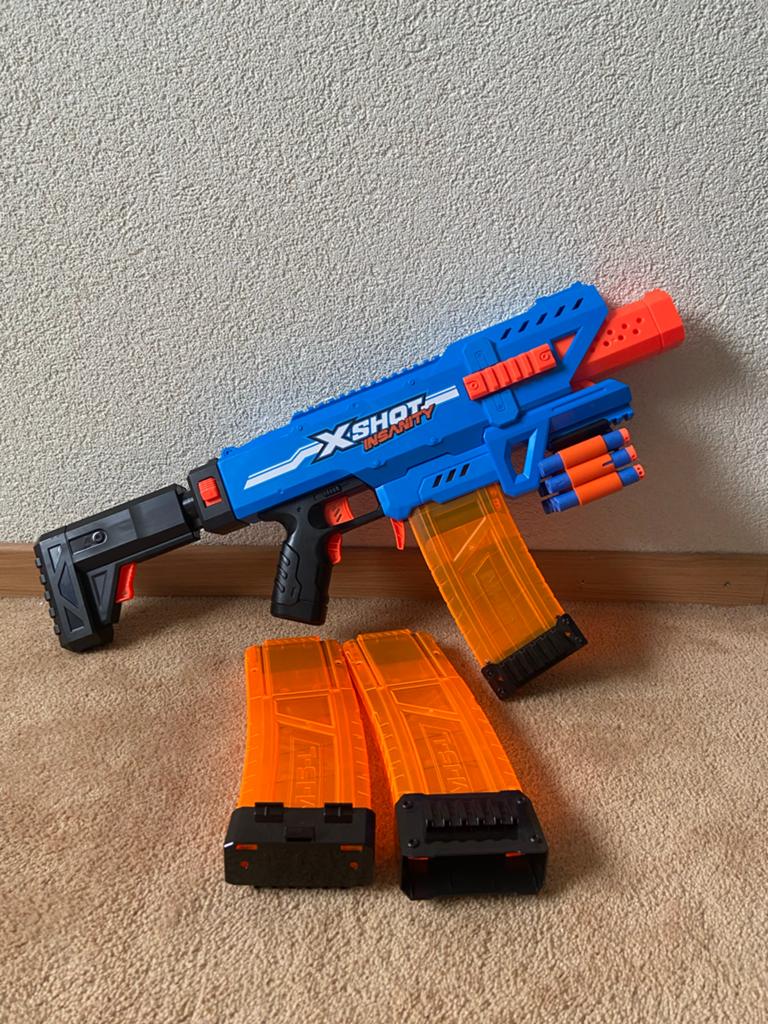 X-Shot Insanity elektrische blaster met extra magazijnen, Ophalen of Verzenden, Zo goed als nieuw