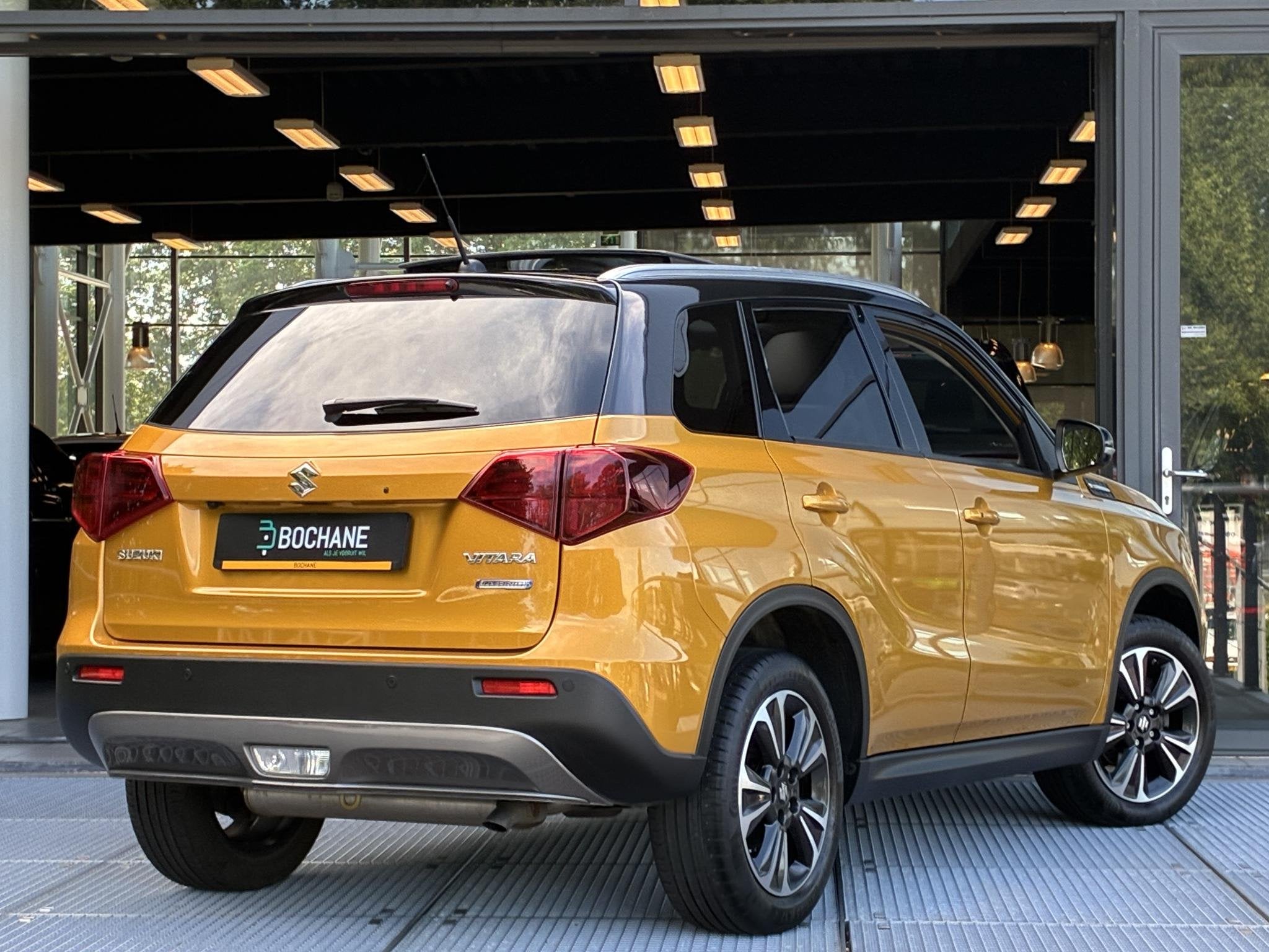 Suzuki Vitara 1.4 Boosterjet Style Smart Hybrid 129PK | Pano, Gebruikt, Euro 6, 4 cilinders, 129 pk