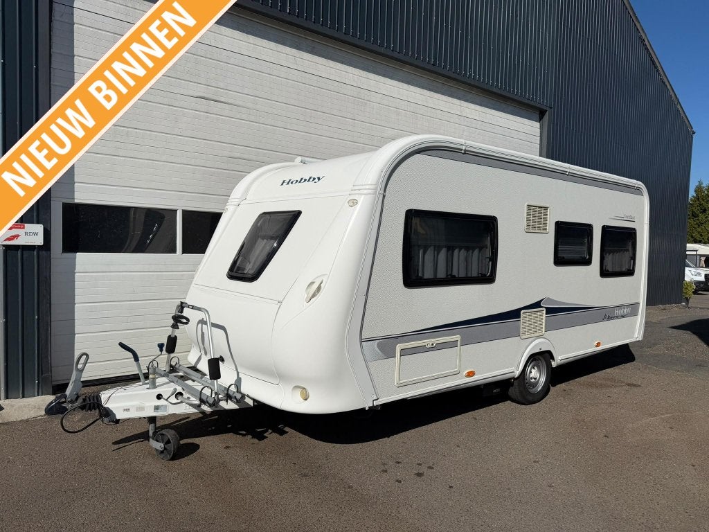 Hobby Excellent 495 UFE + mover + thule + luifel, Caravans en Kamperen, Rondzit, Hobby, Bedrijf, Schokbreker